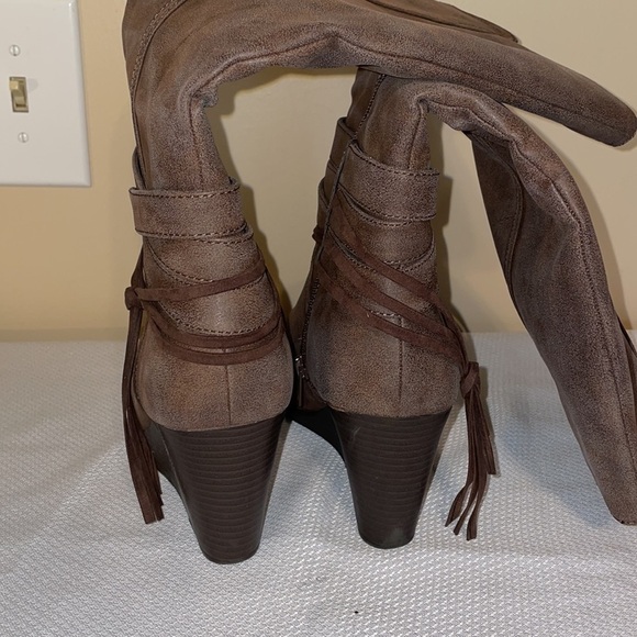 Rampage women’s boots 9.5 brown knee Lucy fashion neutral wedge almond toe - Picture 6 of 9